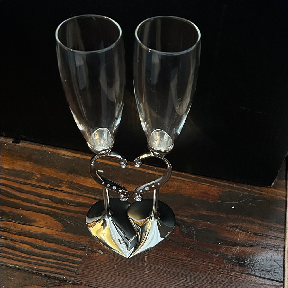 Elegant Silver Champagne Flutes